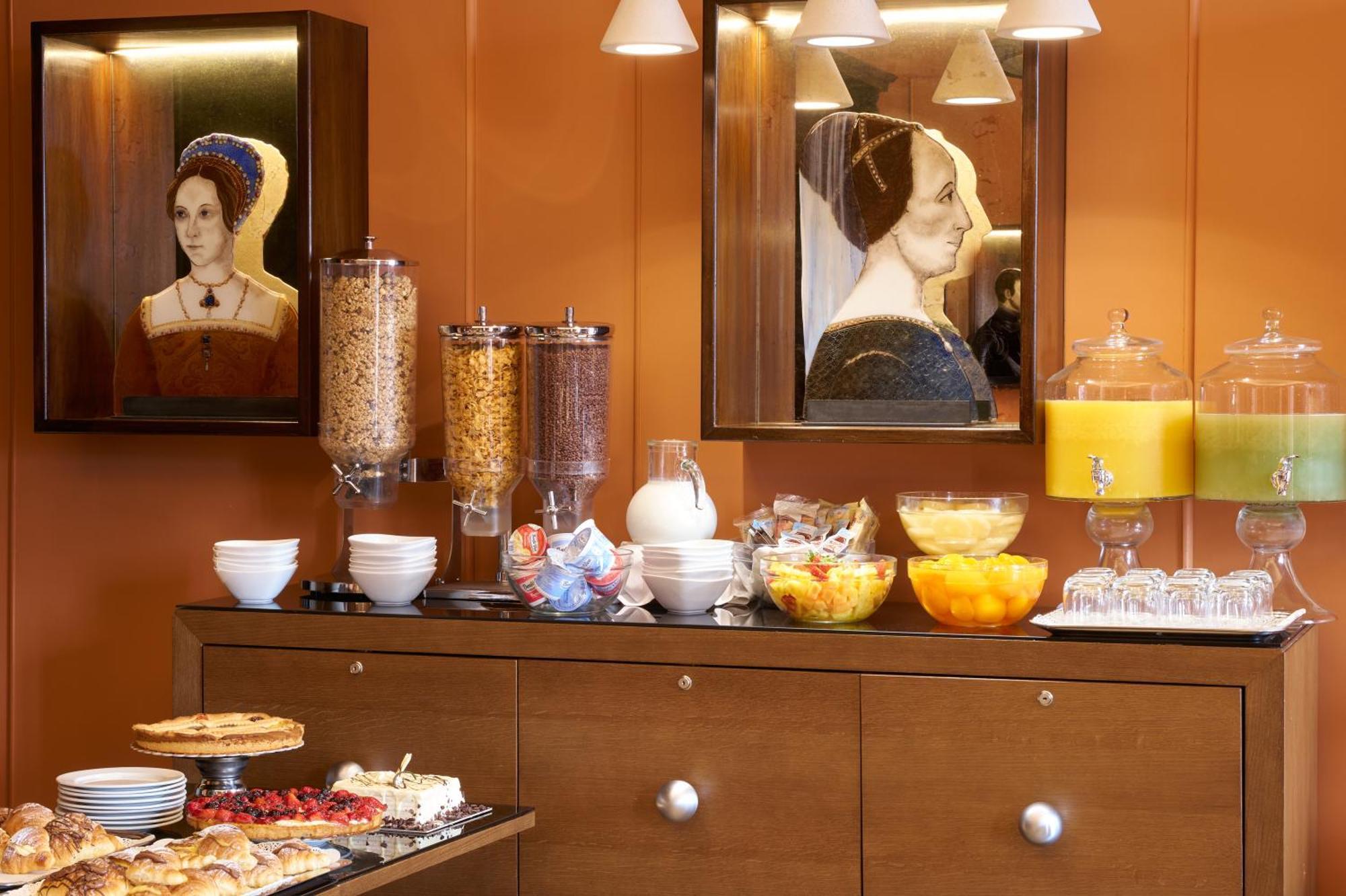 Mascagni Luxury & Hotel 4*